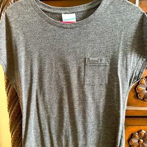 Columbia women’s shirt